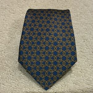 Hermes Navy and Gold Patterned Tie👝